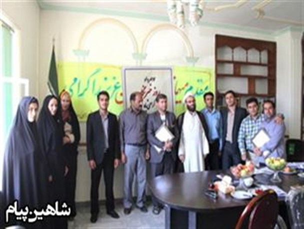 تجلیل مدیریت شهری شاهین دژ از خبرنگاران +تصاویر