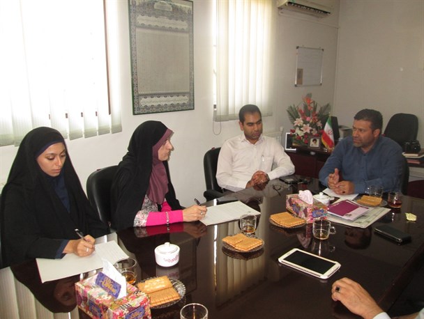 نقد خبرنگاران نسبت به مسئولان در جهت منافع جامعه است
