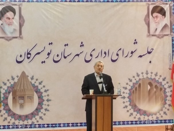 جشنواره فیلم کودک و نوجوان نصف نشده/ نگرانی استاندار همدان از تغییر نظر جنتی برای میزبانی جشنواره فیلم نوجوان