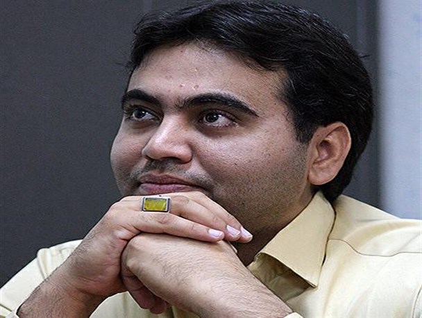 عدم شناخت فرصت ها از مشکلات رسانه های شهرستان آباده است