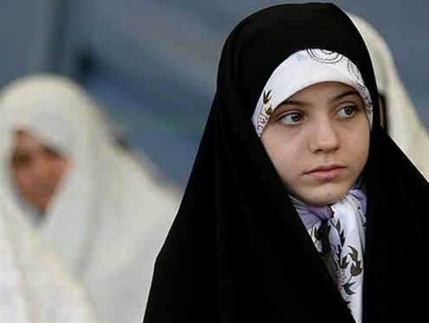 دختران با زینت حیا با هجمه های فرهنگی مبارزه کنند