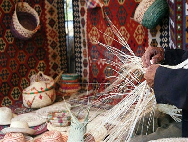 صنایع دستی در مازندران جایگاهی ندارد/ واردات کالاهای خارجی عامل خاموشی صنایع دستی