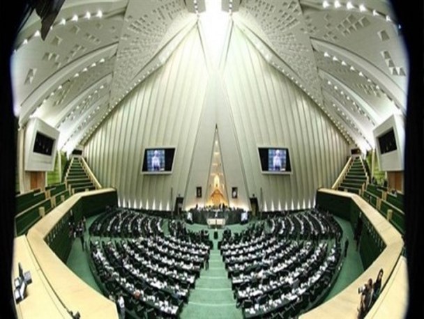 کلاف سردرگمی به نام برنامه ششم/ پافشاری دولت برای دور زدن مجلس!