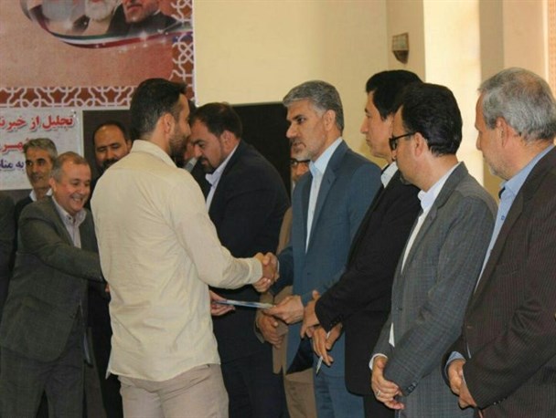 مطبوعات و رسانه های برخوار دو حوزه زنان و جوانان را مورد توجه قرار دهند