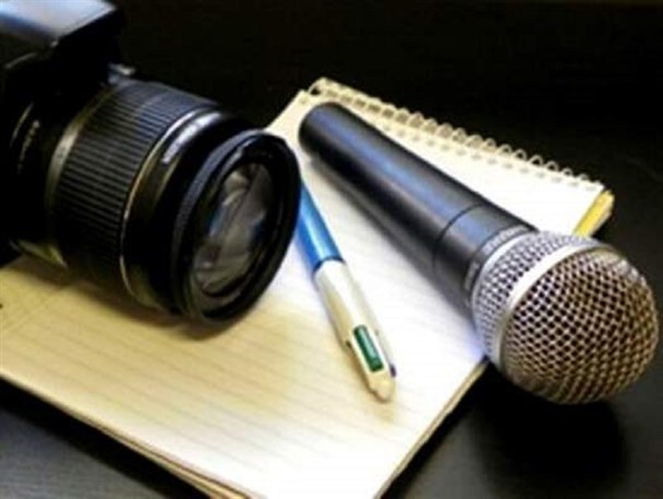 انعکاس واقعیت؛ قدرت قلم خبرنگار است