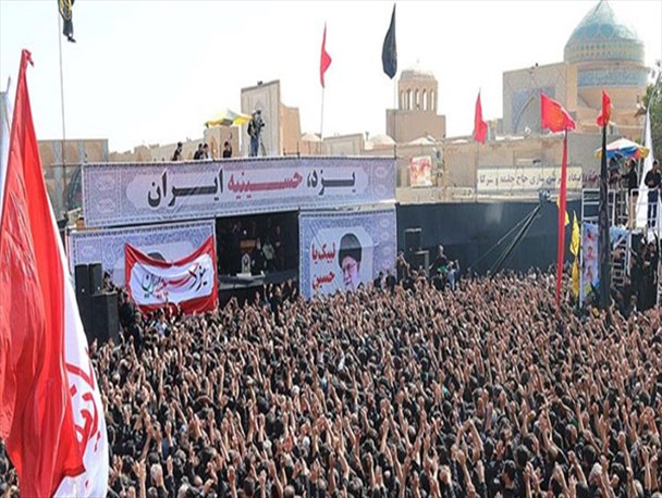 مراسم عزاداری ۱۳محرم یزد با قدمتی بیش از یک قرن/ پذیرایی از عزاداران حسینی با طعم قهوه یزدی