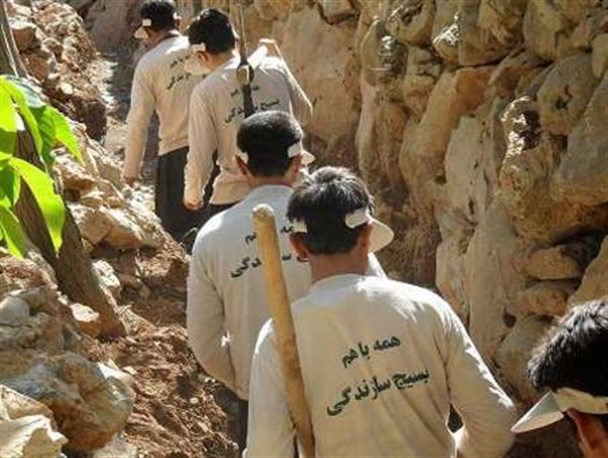 اجرای اردوی جهادی با حضور 100 دانش آموز بسیجی در حاجی آباد