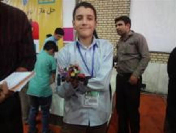 کسب مقام سوم کشوری رباتیک توسط نوجوان بسیجی مانه وسملقانی