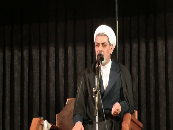 افزایش آمار طلاق پیامد کم‌رنگ شدن معنویت در خانواده‌ها است