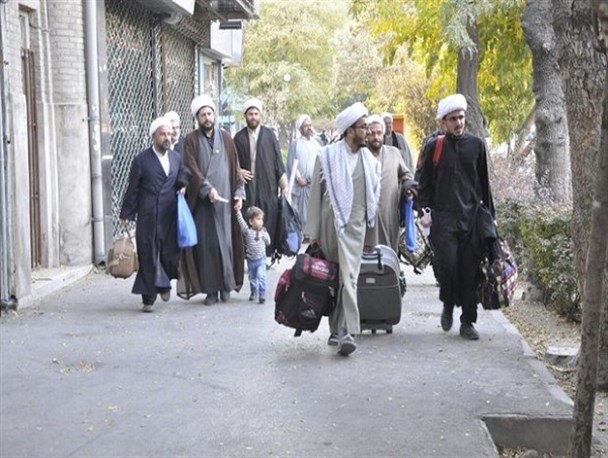 در کمک گرفتن از ابزار تبلیغی ضعف داریم/ضرورت حل مشکلات و موانع پیش روی امر تبلیغ