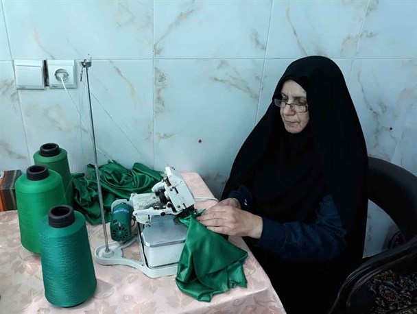 دوخت ۶۰۰۰ دست لباس برای همایش شیرخوارگان حسینی/ خدمت به ارادتمندان حضرت علی اصغر (ع) برای کربلایی شدن