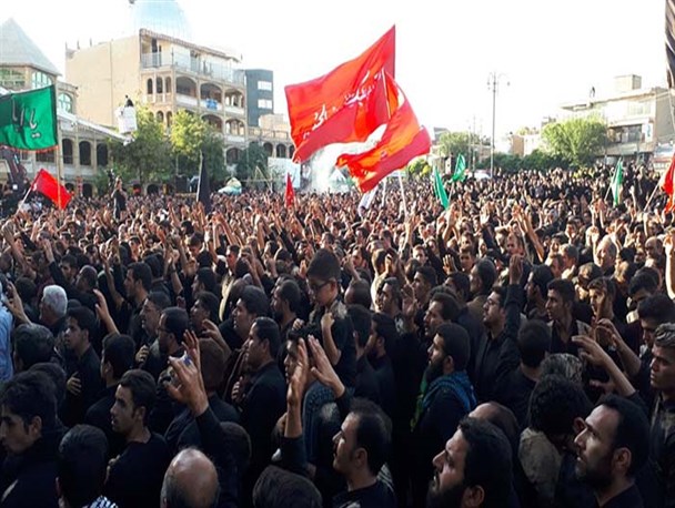 اجتماع عظیم عزاداران حسینی در بروجرد برگزار شد+عکس
