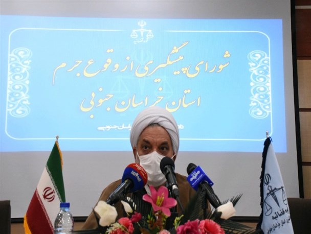 لزوم اجرای قانون پیش فروش ساختمان/ صنوف آلاینده تا پایان سال منتقل شود