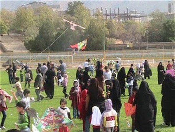 پرواز بادبادکهای زیبا در تویسرکان