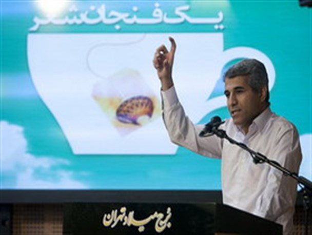 اعتراض به نابودی طبیعت کهنوش به برج میلاد تهران کشیده شد