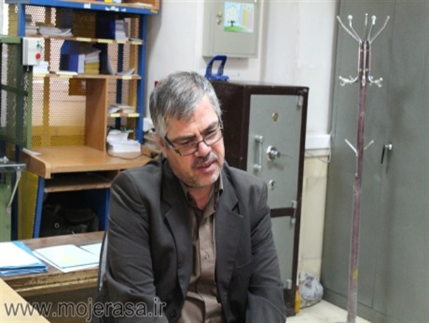 پستچی زنجانی: طوفان، باد، برف و یخبندان مانع فعالیت پست نمی شود