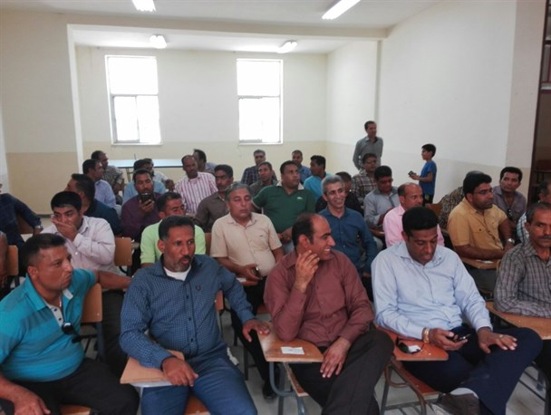 گردهمایی دانش آموزان حاجی آباد بعد از ۲۰ سال تحصیل