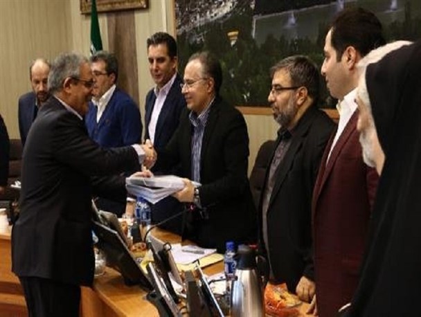 از تصمیم احساسی مجلس تا رفتارهای پوپولیستی در انتخابات شوراها/عملکرد شورای شهر تبریز، بهانه دست مجلس داد