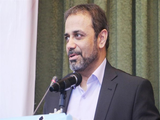عدم تخصص بومی ها علت جذب نیروهای غیر بومی است/سیل فارغ التحصیلان بیکار در راه است