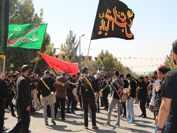 دسته عزاداری دانشجویان دانشگاه پیام نور کرج برگزار شد +تصاویر