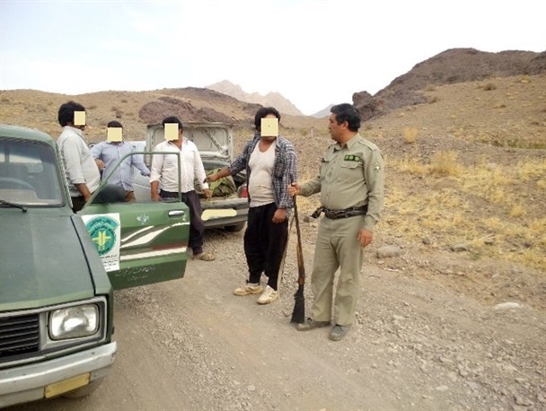 4 شکارچی متخلف در خلیل آباد دستگیر شدند