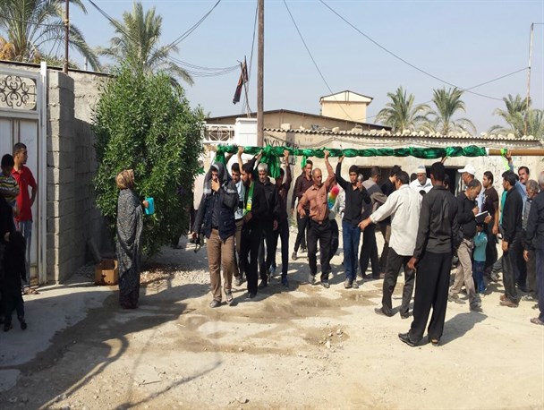 مراسم علم گردانی در روستای درودگاه برگزار شد+تصاویر