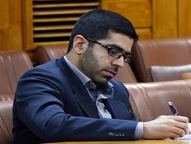کدام را باور کنیم؛ قسم حضرت عباس یا دم خروس را؟!