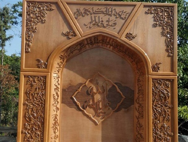 ساخت محراب حرم حضرت ابوالفضل (ع) با هزینه شخصی/ نصب محراب قبل از اربعین