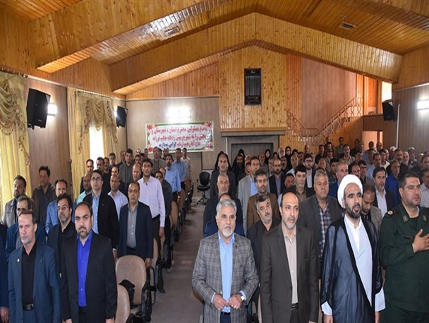 لزوم تدوین دفترچه عوارض محلی توسط شهرداری‌ها/ انتقاد شهردار سابق چرمهین از دعوت نشدن به مراسم معارفه!