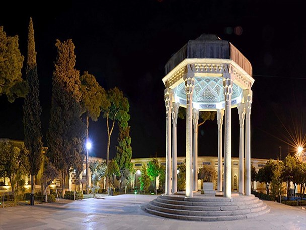 حافظ را حفظ کنیم