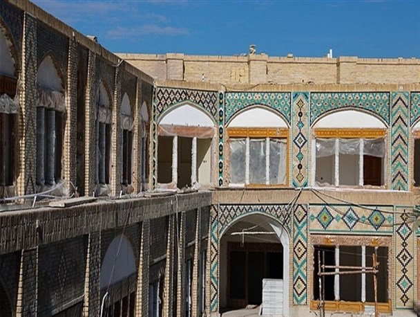 پیشرفت ۹۰ درصدی بازسازی کاروانسرای وکیل/ هتل بوتیک وکیل کرمان سه ماه دیگر آماده بهره برداری است