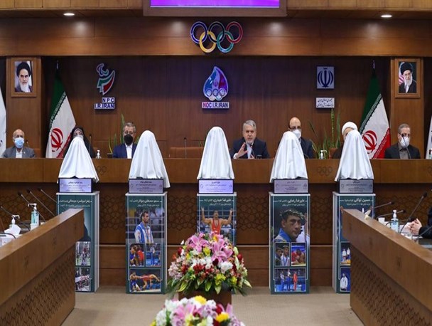 بانک اطلاعات ورزش ایران رونمایی شد/ افتتاح تالار مشاهیر فوتبال