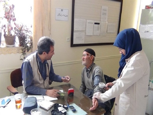 ضرورت توسعه امکانات در مناطق محروم به منظور ماندگاری پزشکان/ افزایش سهمیه پذیرش در رشته های پزشکی بدترین اقدام ممکن است