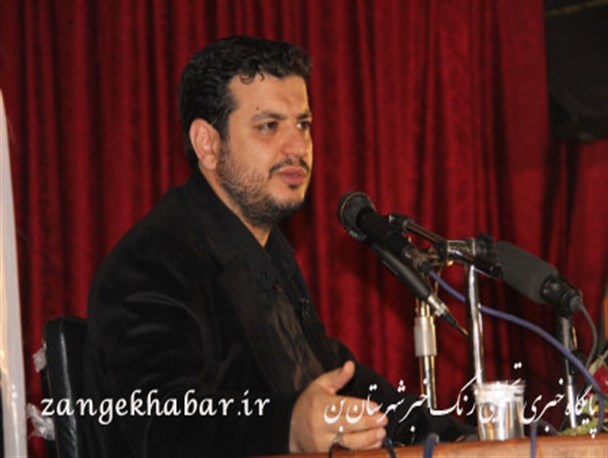 با فرهنگ سیدالشهدا می توان از همه فتنه ها در امان بود