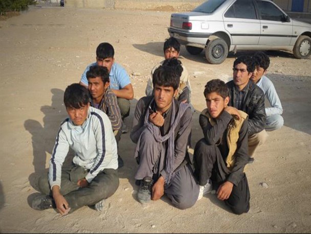 دستگیری 15 تبعه غیر مجاز توسط سپاه زرین دشت