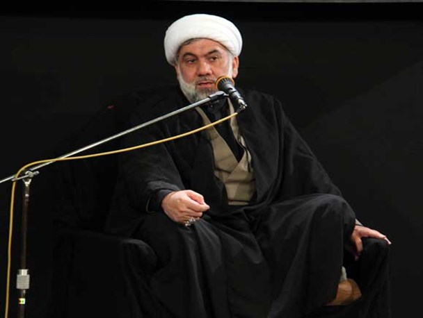خانواده‌ها شرایط آسان ازدواج را برای جوانان مهیّا کنند