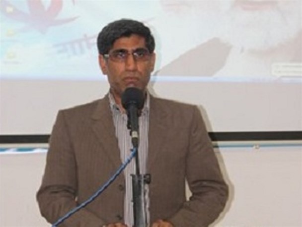 توجه به اقامه نماز جماعت مدارس باید در اولویت کار برنامه های پرورشی باشد