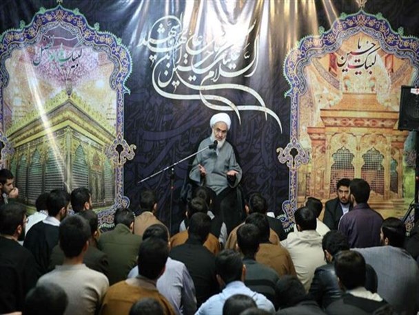 درک درست از فتنه‌ها، با بصیرت و آگاهی به دست می‌آید