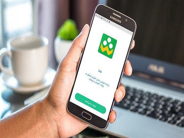 مادران و دانش‌آموزان خسته از آموزش مجازی/ کودکان قربانیان اصلی کرونا هستند