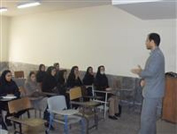 کلاس های  تئوری عمومی مربیگری در گرمسار برگزار شد