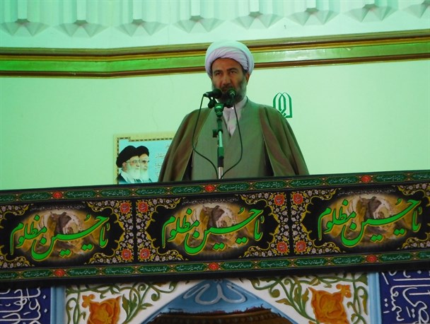 علت دشنمی غرب با ما این است که ایران پرچم اسلام ناب را بلند کرده است