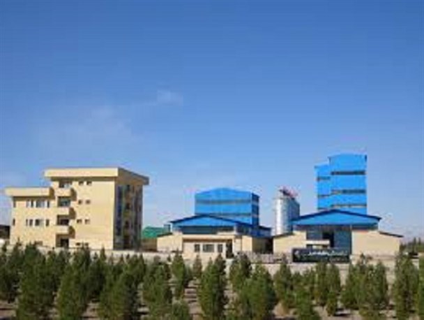 بازدید ونمونه گیری از کارخانه های خوراک دام وطیور شهرستان