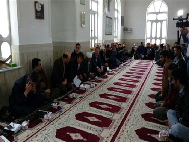 نشست مردم و مسولین در روستای سیجوال بندرترکمن برگزار شد/تصاویر