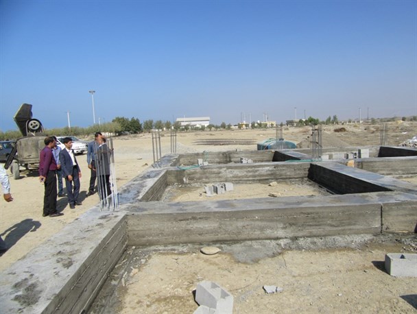 عملیات احداث اولین سالن نمایش در سیریک آغاز شد+تصاویر