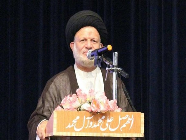 مجامع بین المللی بهتر است روز حقوق بشر را روز نقض حقوق بشر بنامند/نماز جمعه باید مورد حمایت همه ی مردم قرار گیرد