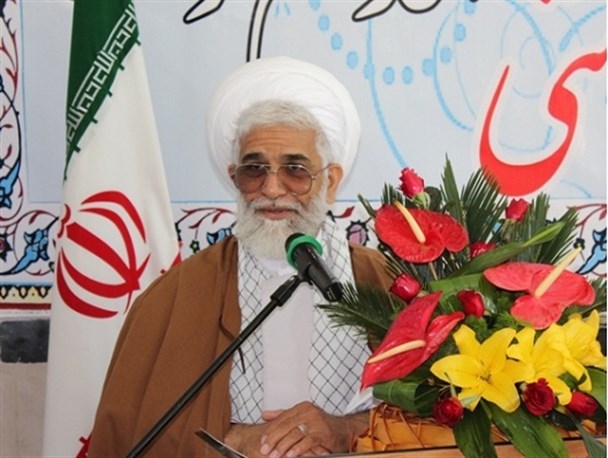 اصرار بر ارزش های الهی تنها راه پیروزی است/ سود افتراق بین مسلمانان را صهیونیست ها می برند
