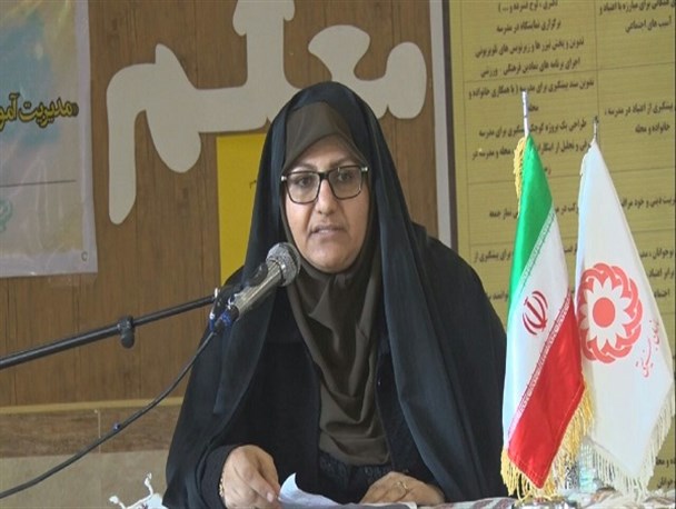 انجام ۱۰۰۰ آزمایش رایگان ایدز در اراک/کمتر از ۳۰۰ نفر در استان مرکزی به بیماری ایدز مبتلا هستند