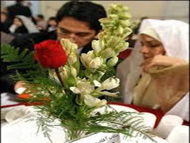 تنها سنگر مقابله با ابتذال، ازدواج جوانان است