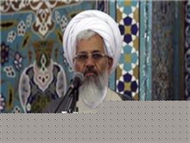 اکرام علما همان تکریم پیامبر (ص) است