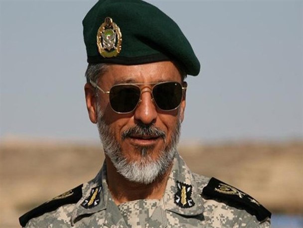 تجلیل فرمانده نیروی دریایی ارتش از خانواده شهید فسایی